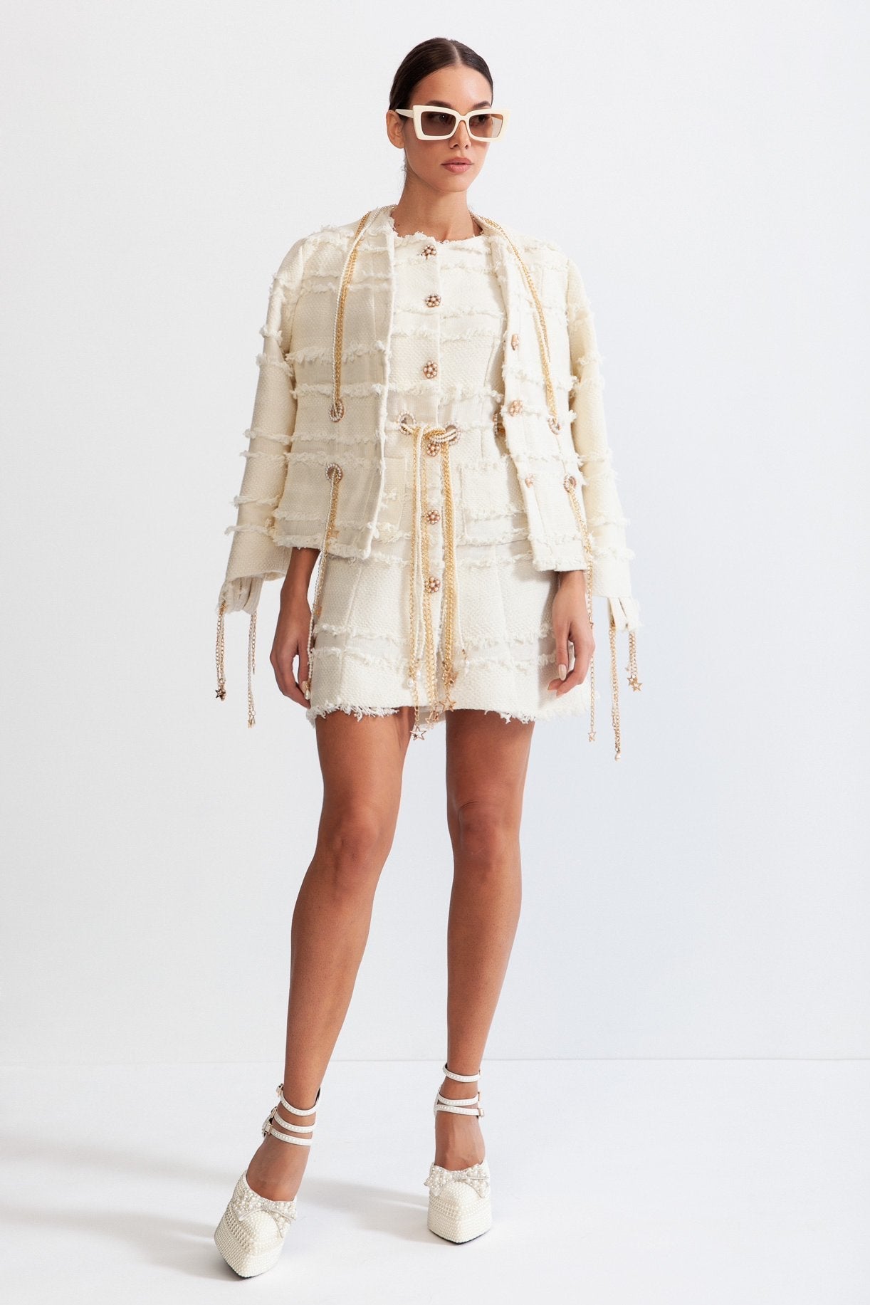 İnci Zincir Detaylı Bej Tweed Blazer