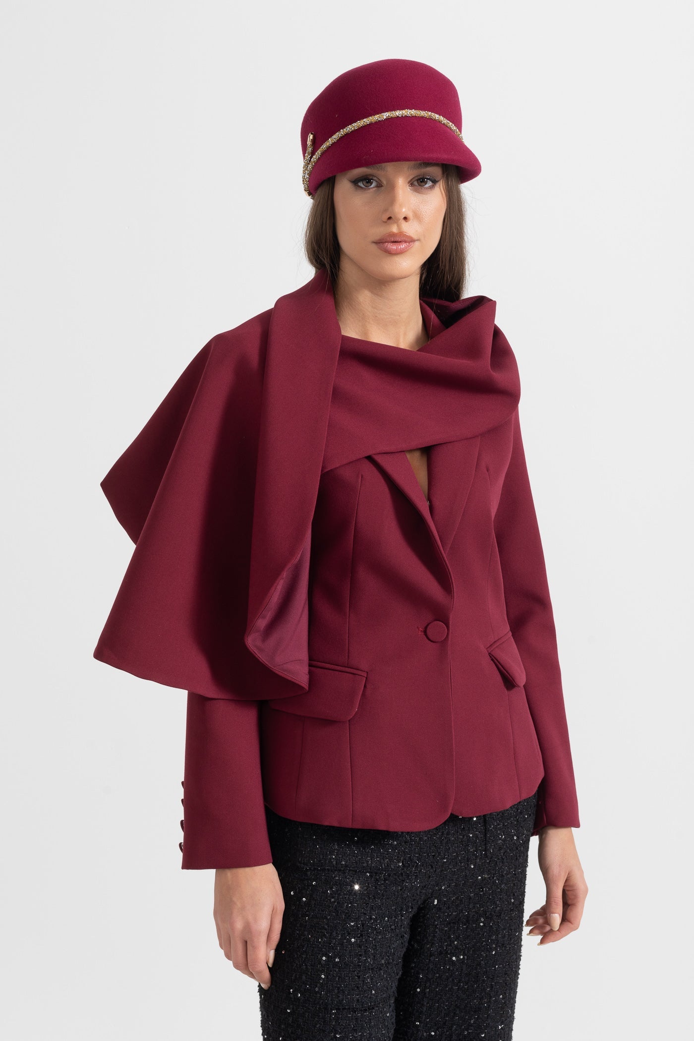 Asimetrik Drapeli Şal Detaylı Bordo Blazer