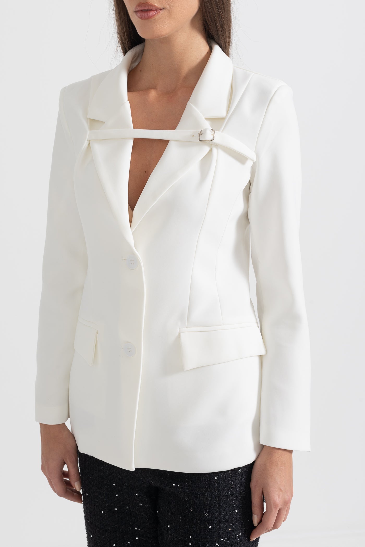 Göğüs Şerit Detaylı Beyaz Blazer