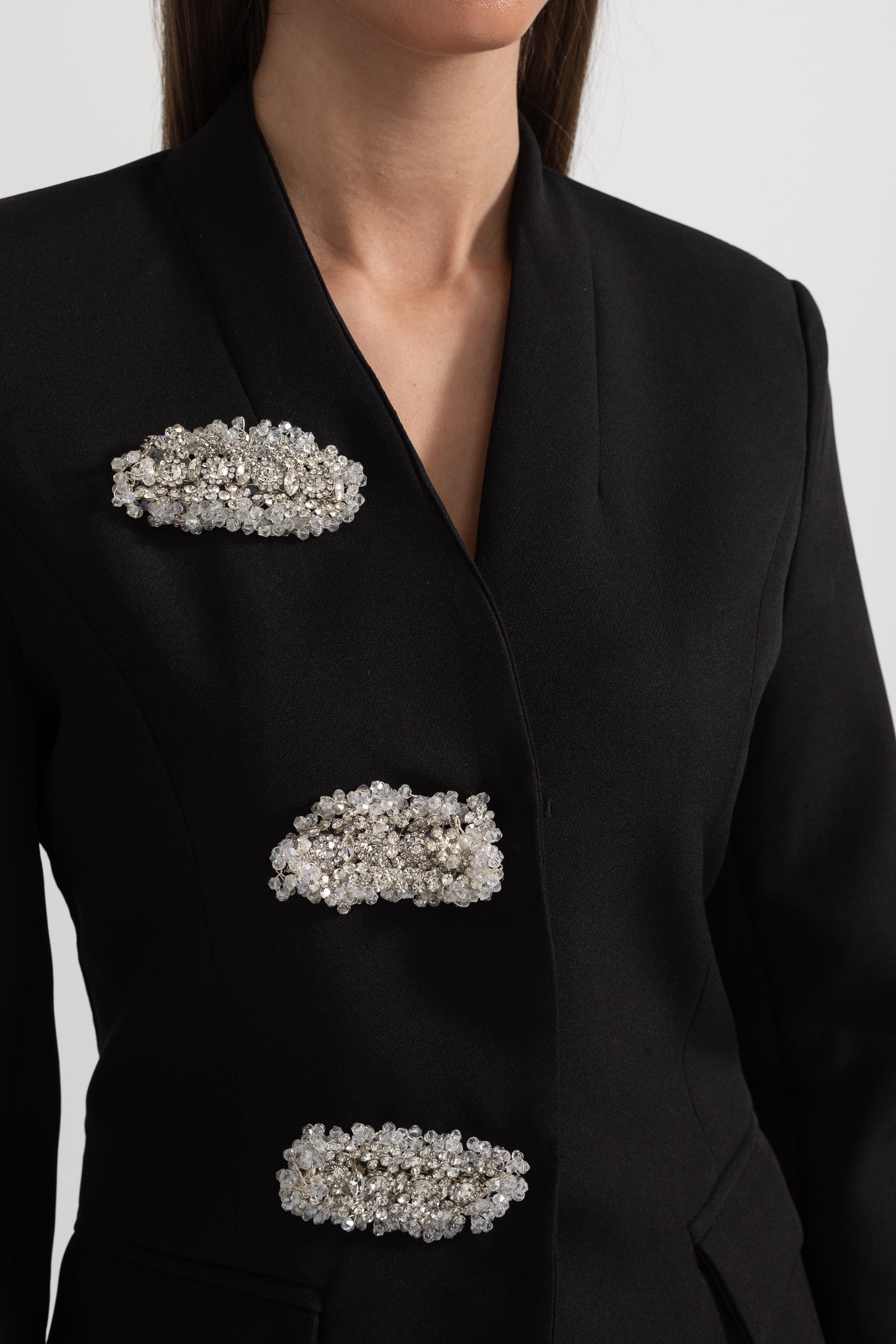 Gümüş Çiçek Tokalı Siyah Blazer Ceket