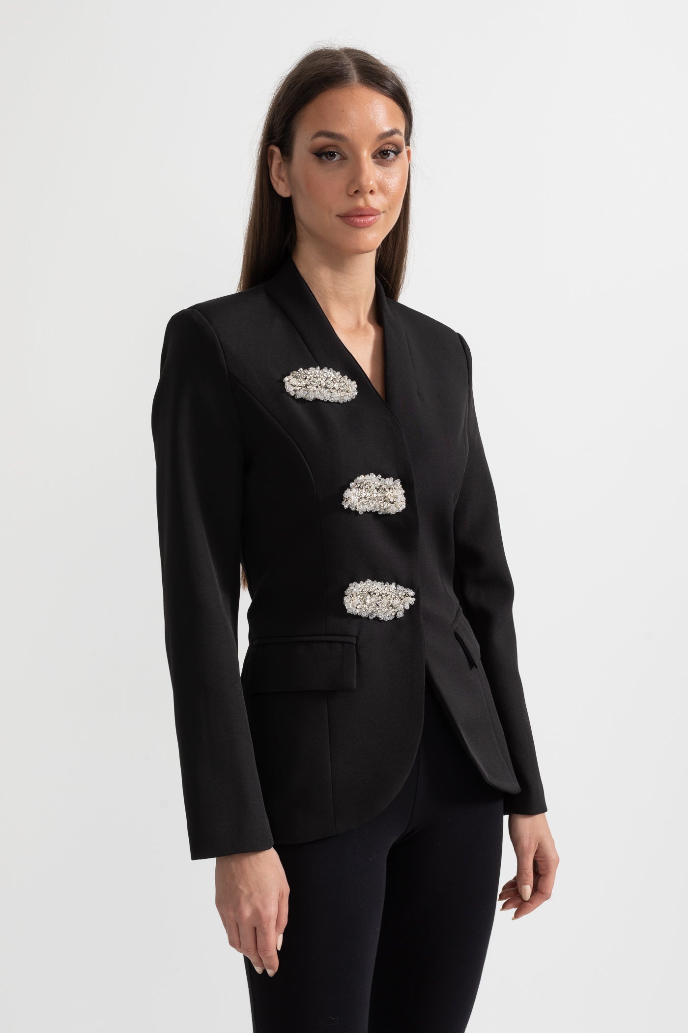 Gümüş Çiçek Tokalı Siyah Blazer Ceket