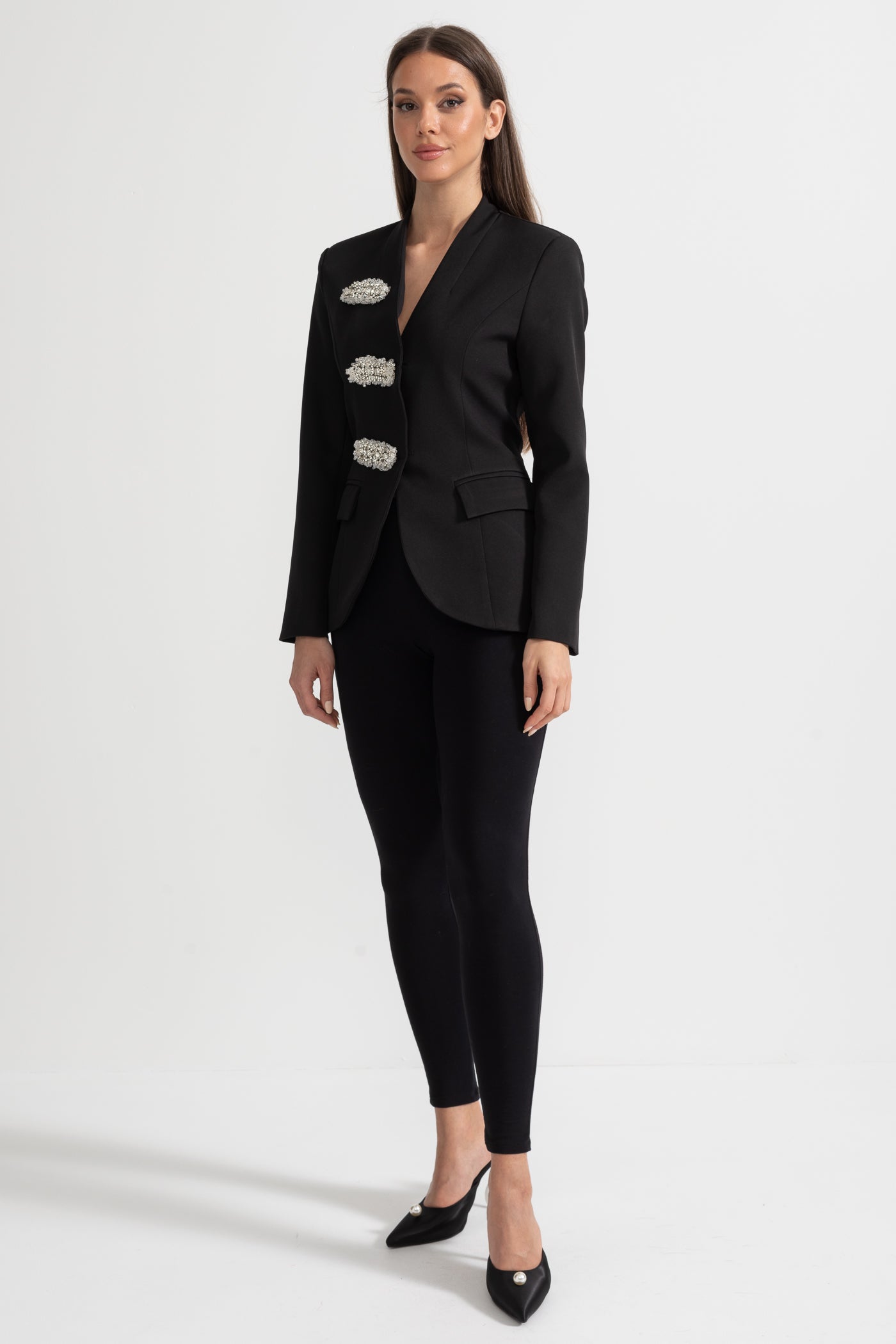Gümüş Çiçek Tokalı Siyah Blazer Ceket