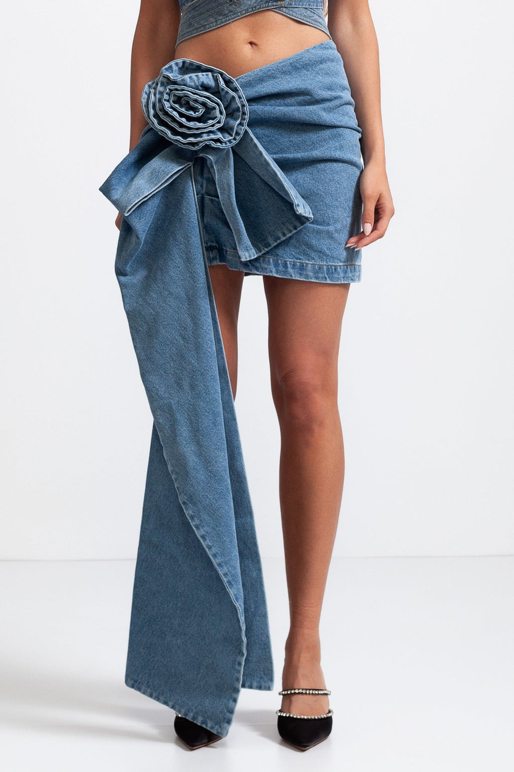 Mavi Asimetrik Çiçek Desenli Denim Etek