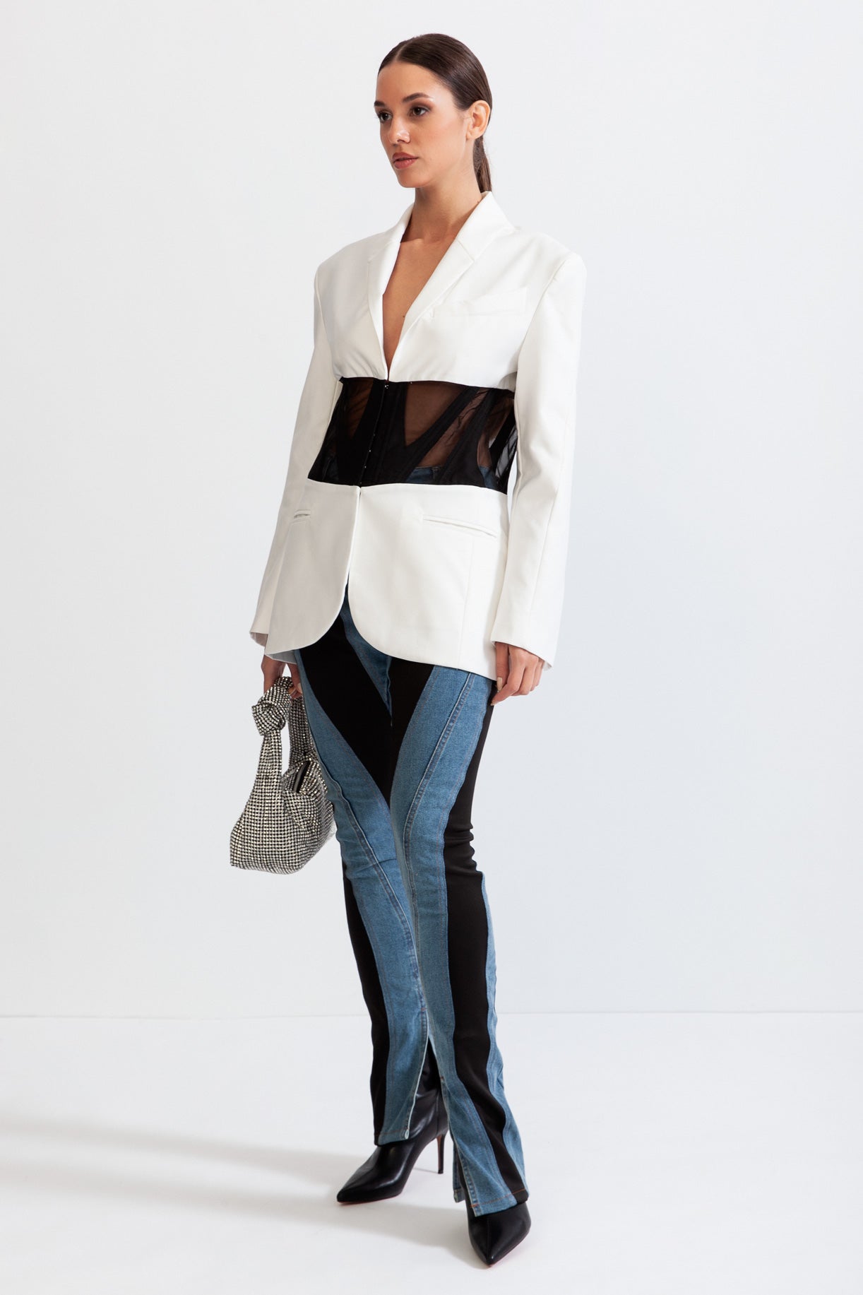 Korse Detaylı Beyaz Blazer