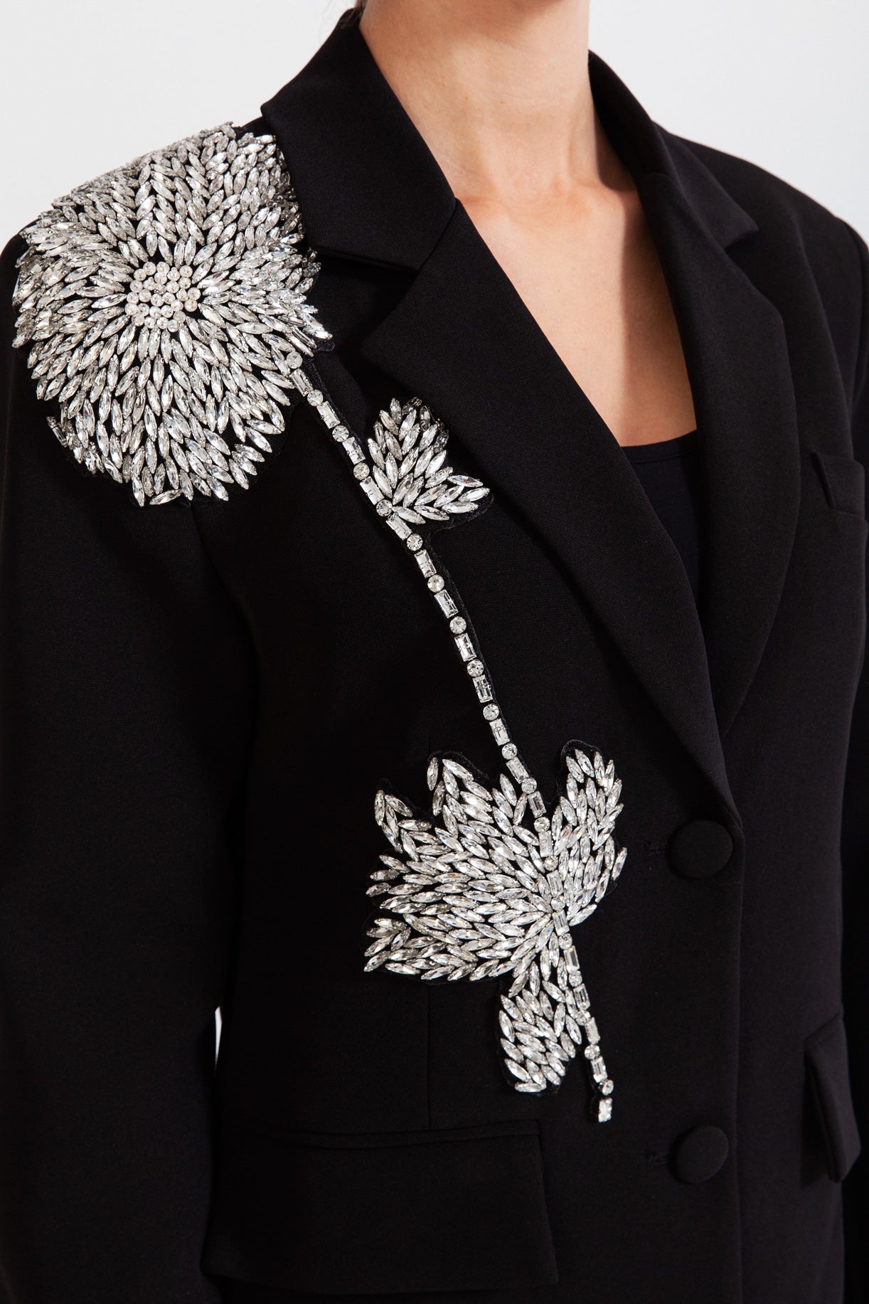 Taş Detaylı Siyah Tek Düğmeli Blazer