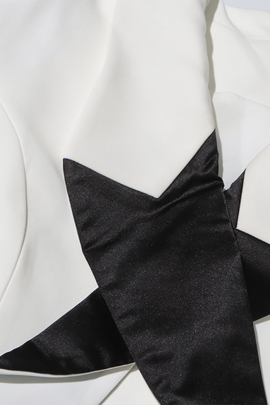 Yıldız Motifli Beyaz Çift Düğmeli Blazer